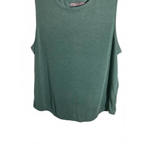 PrAna Woman’s Green Sleeveless Tank top with back twist and opening XL - Picture 3 of 7